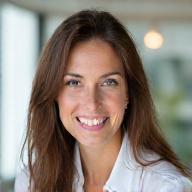 Portrait de Sophie Martin, conseillère en voyages personnalisés